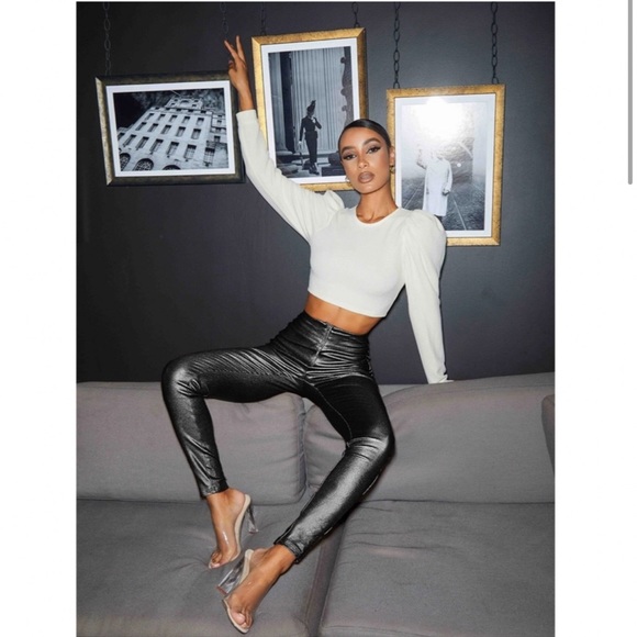 Skinny Zip Front Black Metallic High Waisted Pants Wide Waist Band Stretchy - Picture 3 of 6